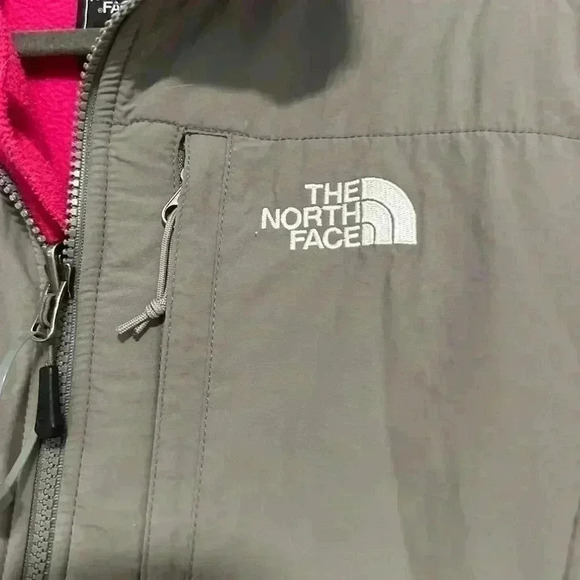 186. The North Face Pink Denali Fleece Pink/Grey Jacket size small - Picture 3 of 5